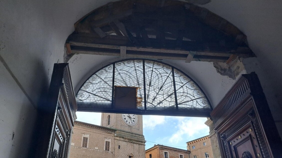 Minorenne Denunciato Per Danne