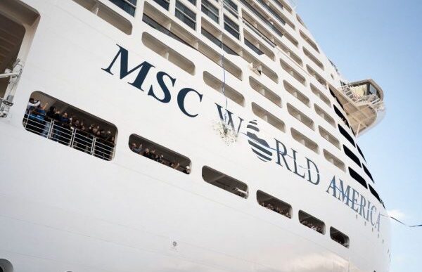 Msc Celebra La Consegna Della