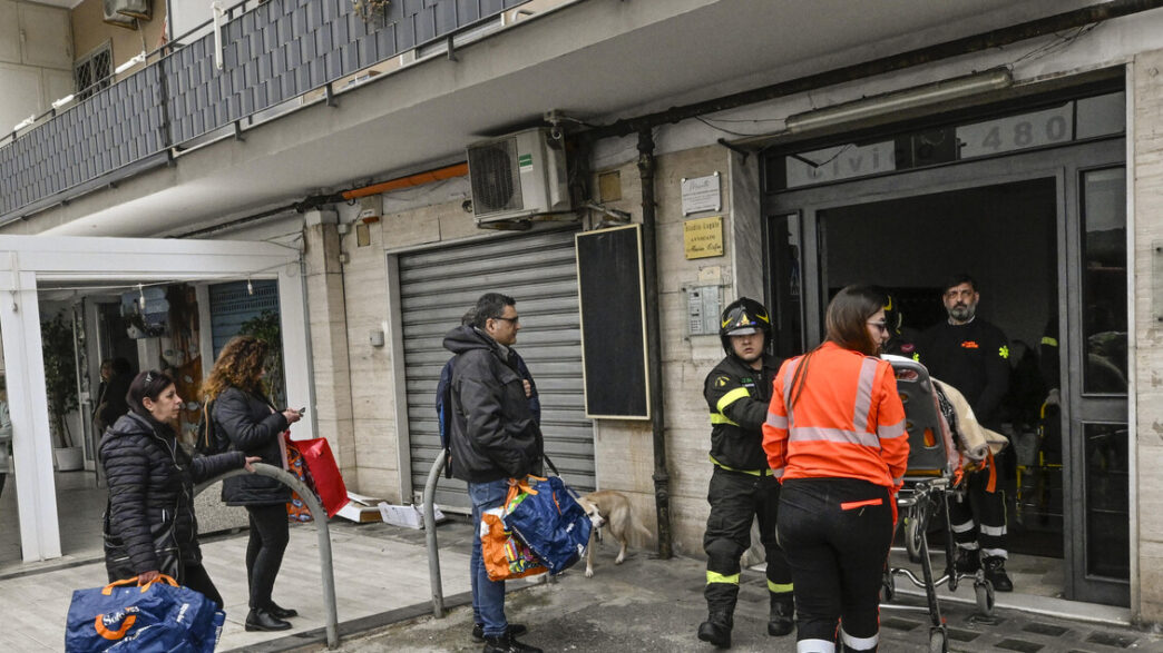 Napoli3A 228 Sgomberati Dopo I
