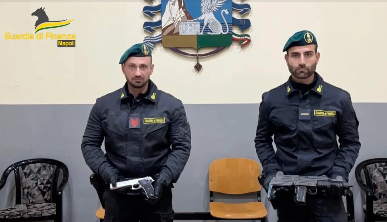Napoli3A Arrestati Due Pregiudi