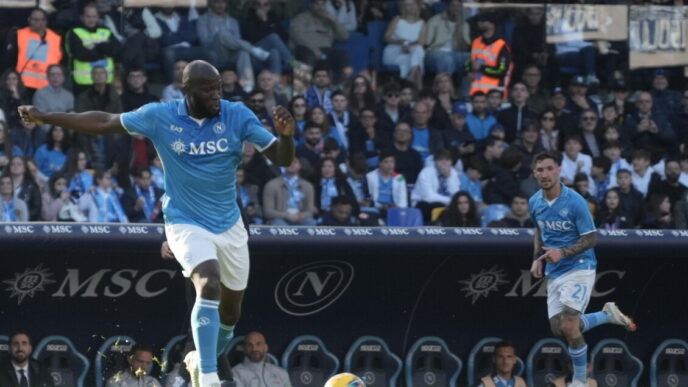 Napoli Si Impone Su Fiorentina