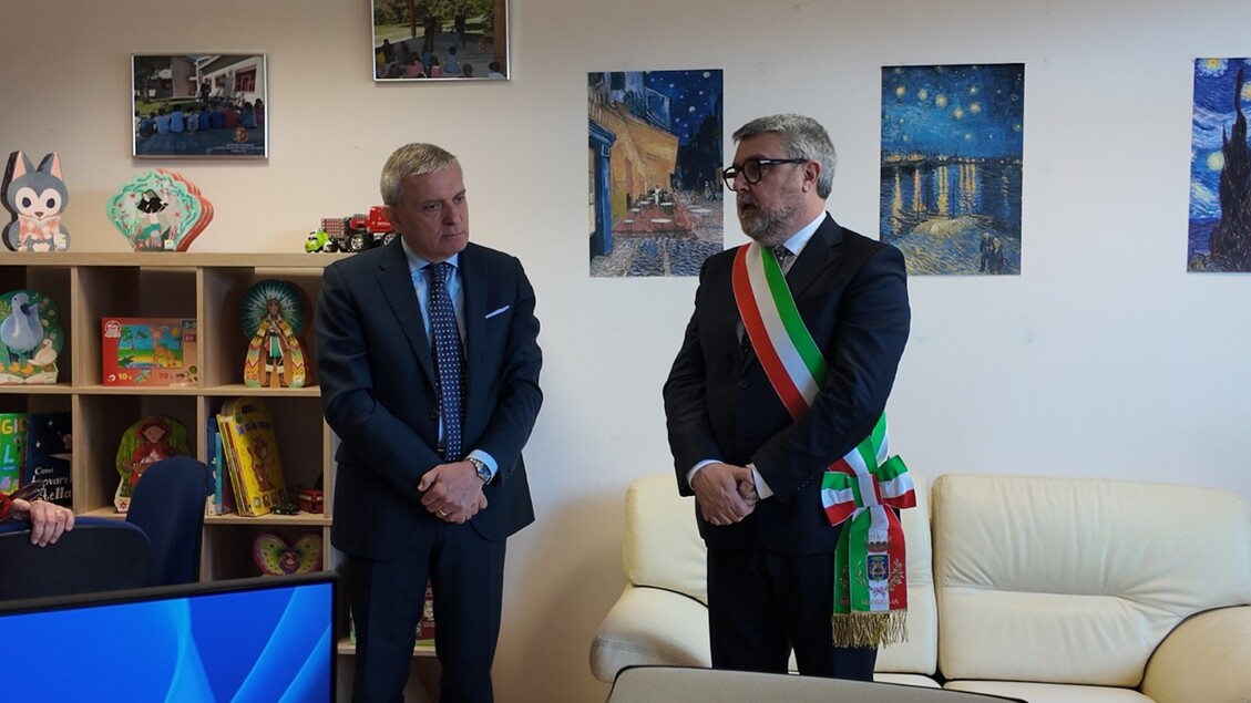 Nuova Stanza Per Gli Incontri