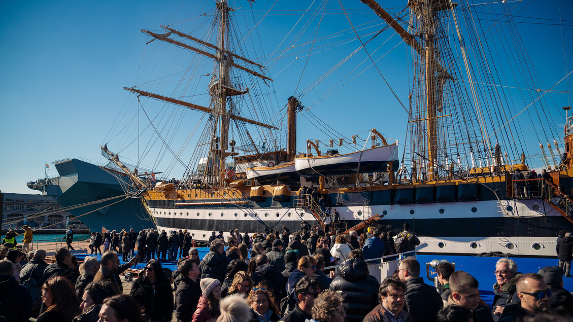 Premiazione dell'Amerigo Vespucci: celebrazione della cultura marina a