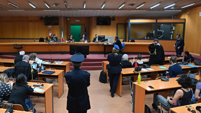 Processo Agli Attivisti Del Ce