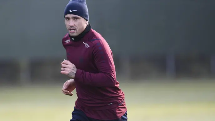 Radja Nainggolan Debutta In Ki