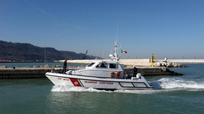 Ricerca In Corso Per Una Donna