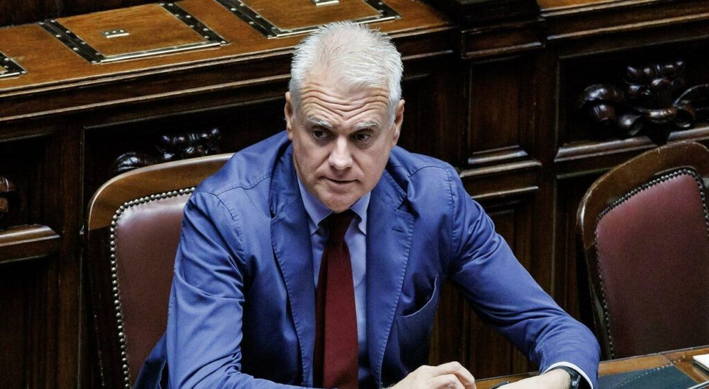 Riforma nelle carriere pubbliche: il nuovo disegno di legge del ministro Zangrillo