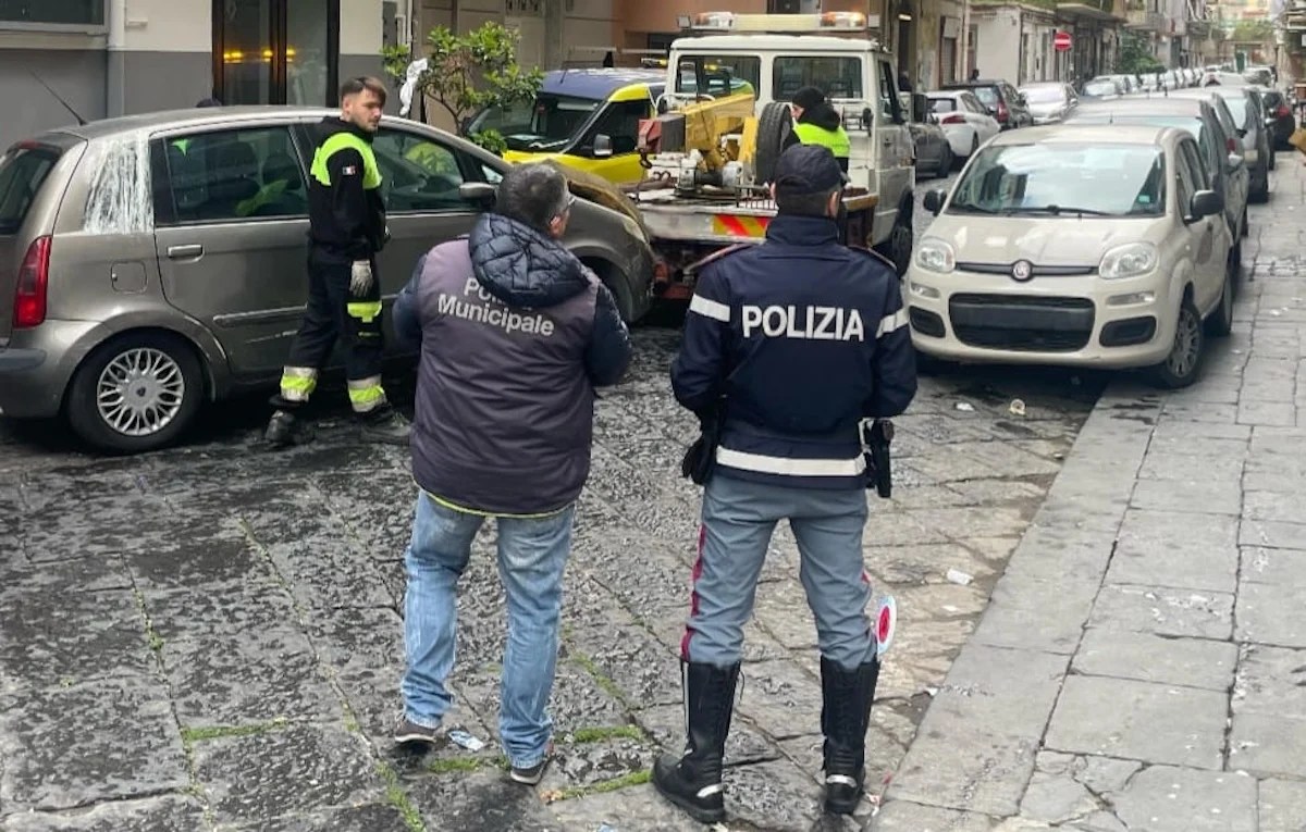 Rimozione Di Veicoli Abbandona