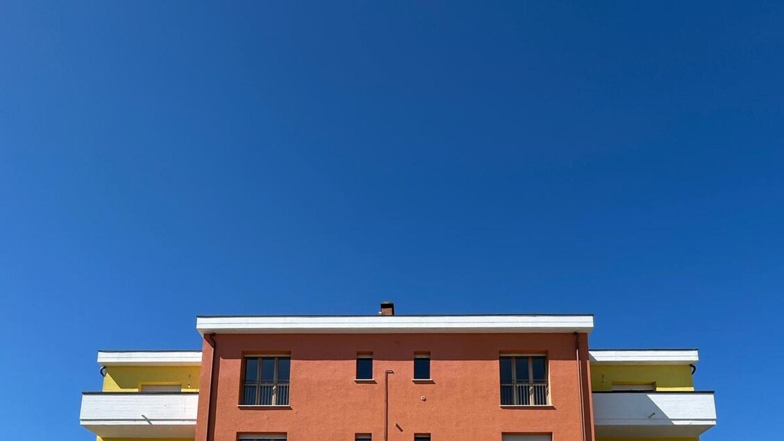 Ristrutturato Un Edificio A Sa