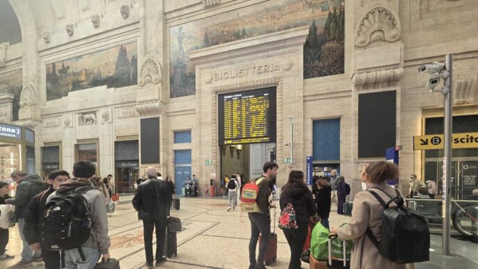 Ritardi Per I Treni Alla Stazi