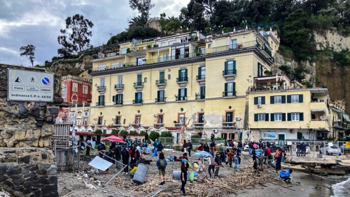 Riva Fiorita A Napoli3A Attivis