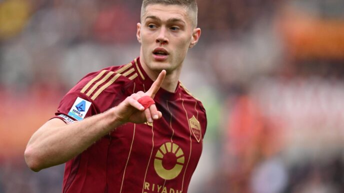 Roma Supera Cagliari Con Una V