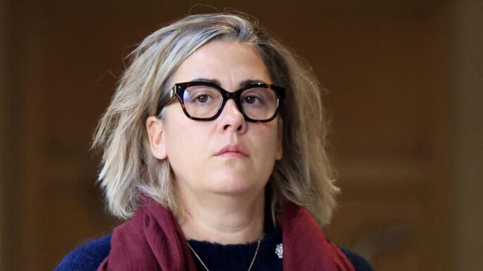 Scandalo Familiare3A Accusa Di