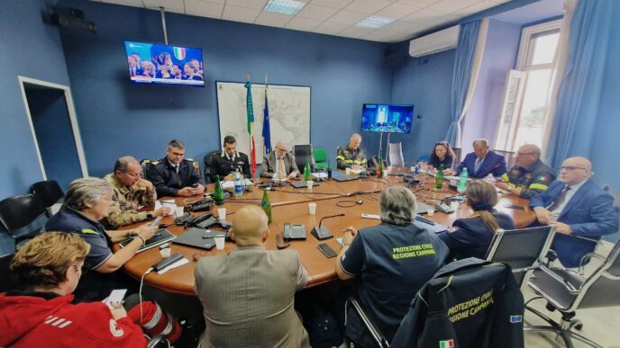 Sciame Sismico A Campi Flegrei