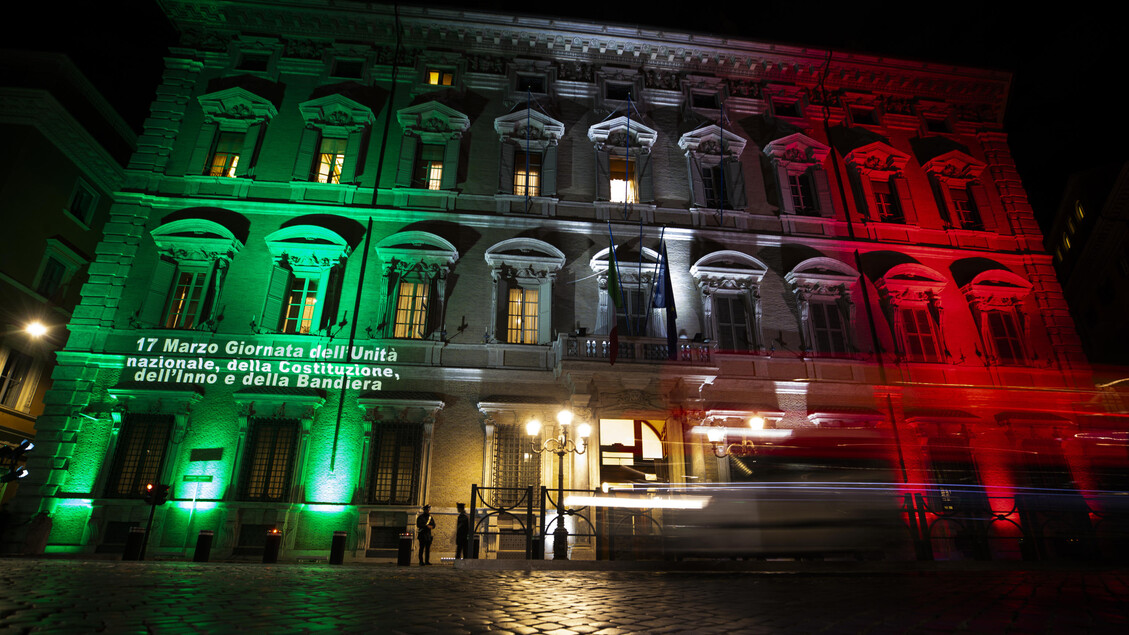 Scontro Parlamentare Su Dichia