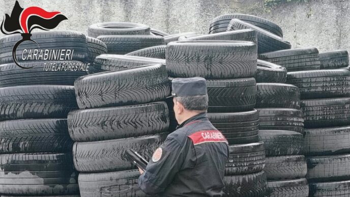 Scoperta Un27Enorme Discarica D
