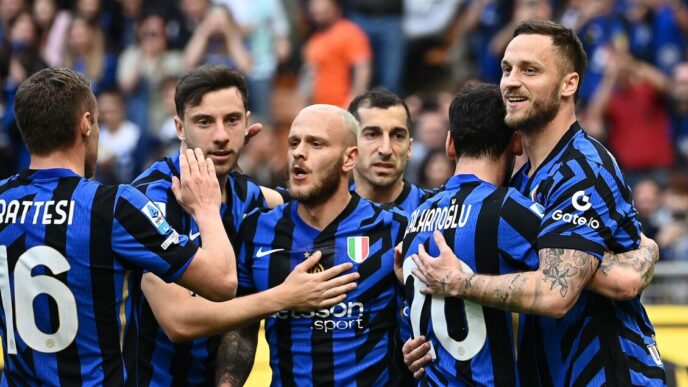 Scudetto3A Inter E Napoli Vinco
