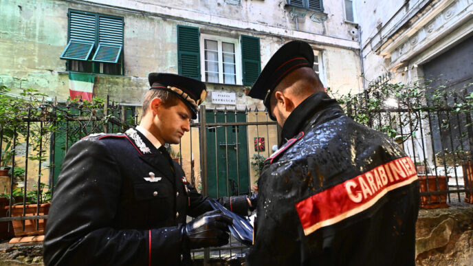Sei Denunce E Un Giocattolo3A L