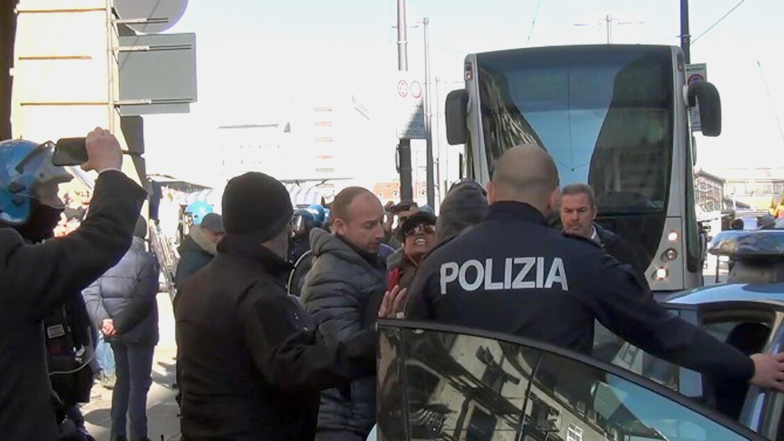 Sei Giovani Denunciati Dalla P