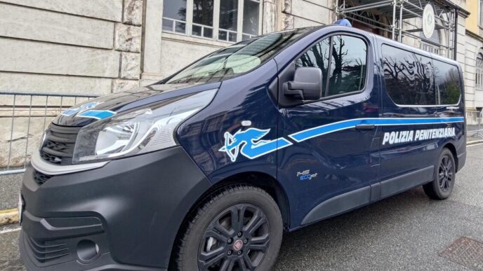 Sequestro Di Droga E Smartphon