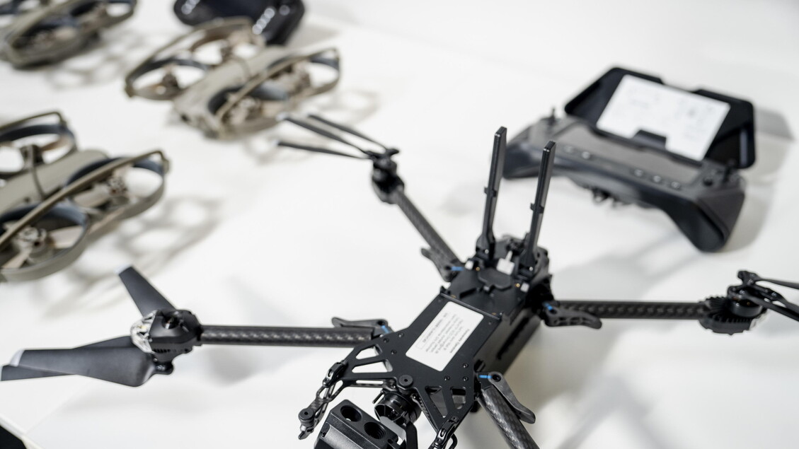 Sorvolo Di Un Drone Sospetto S