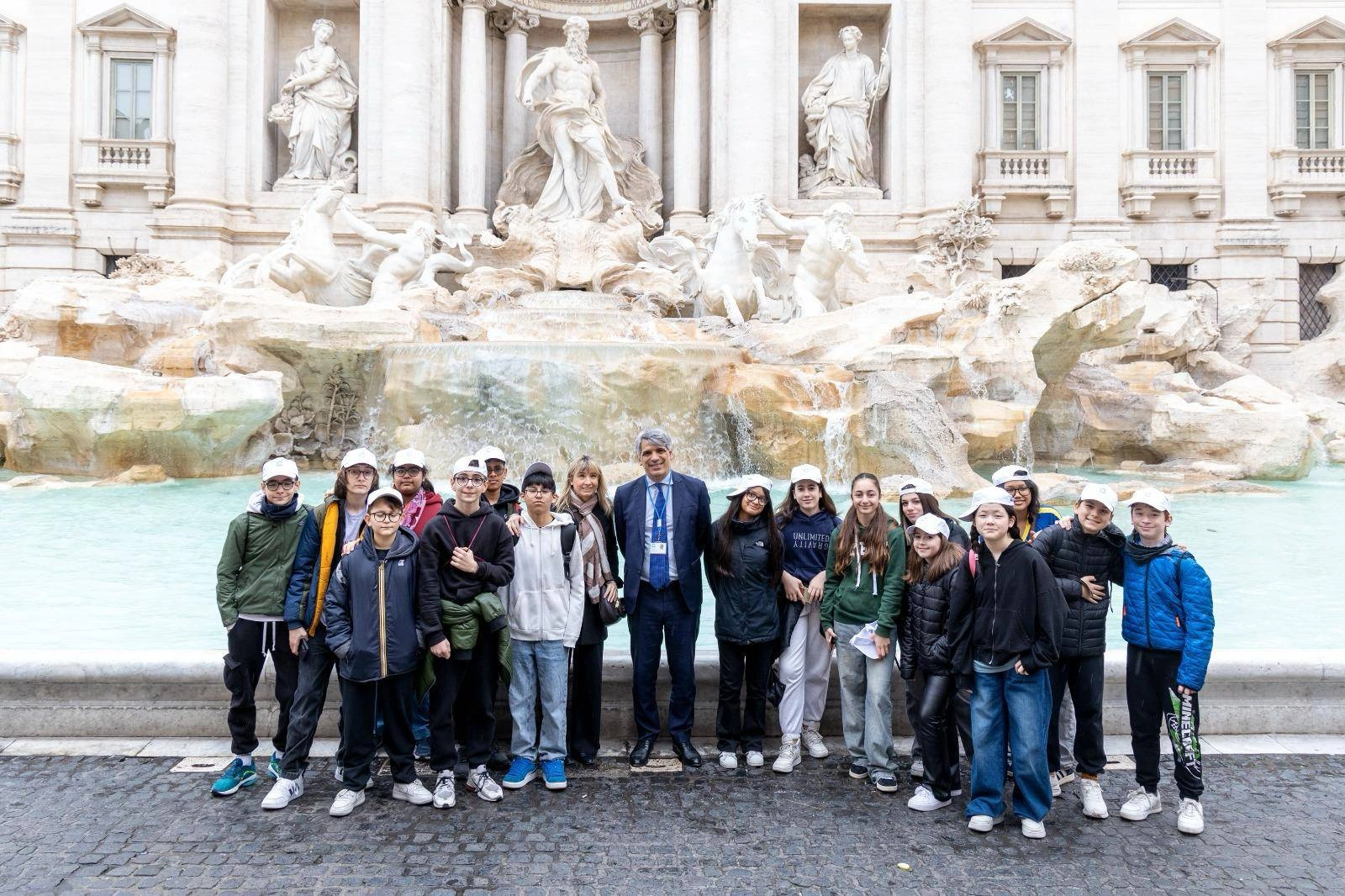 Studenti In Visita Agli Impian