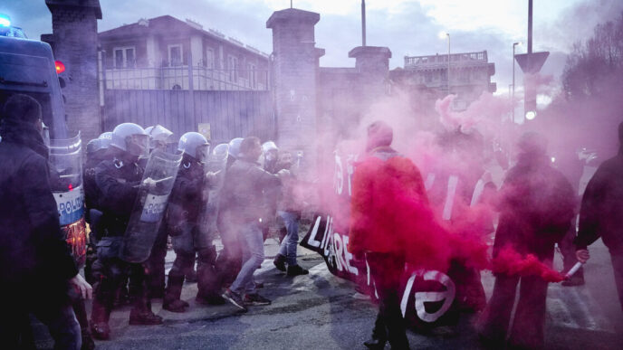 Torino2C manifestazione contro