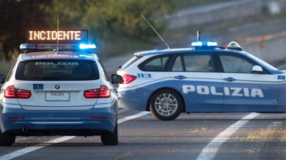 Tragico Incidente Sulla A16 Na