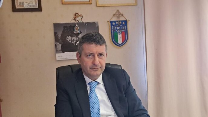 Tre Giovani Truffatori Arresta