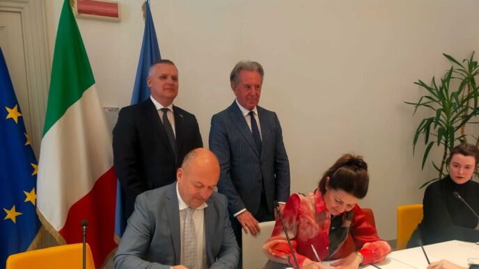 Trieste3A Firmato Accordo Tra S