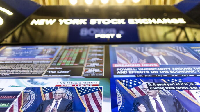 Trump Chiede Alla Federal Rese