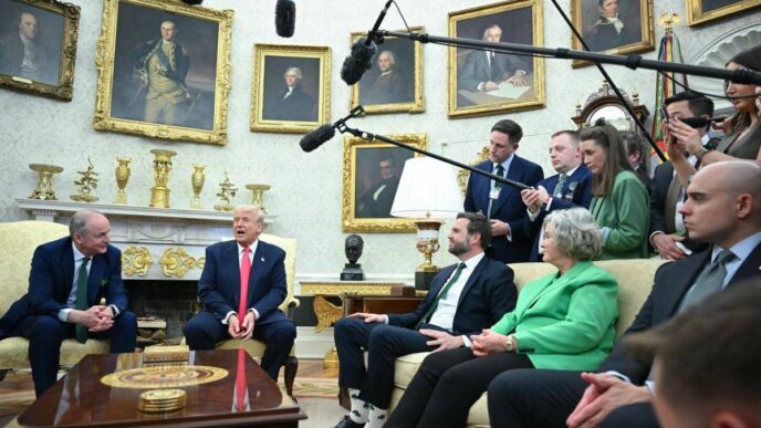 Trump Sorpreso Dai Calzini Di