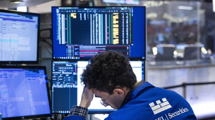 Trump Valuta Il Raddoppio Dei