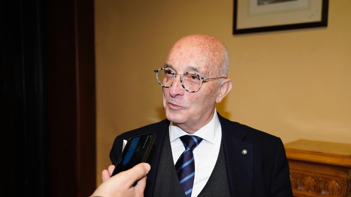 Utilizzo Dei Satelliti E Droni