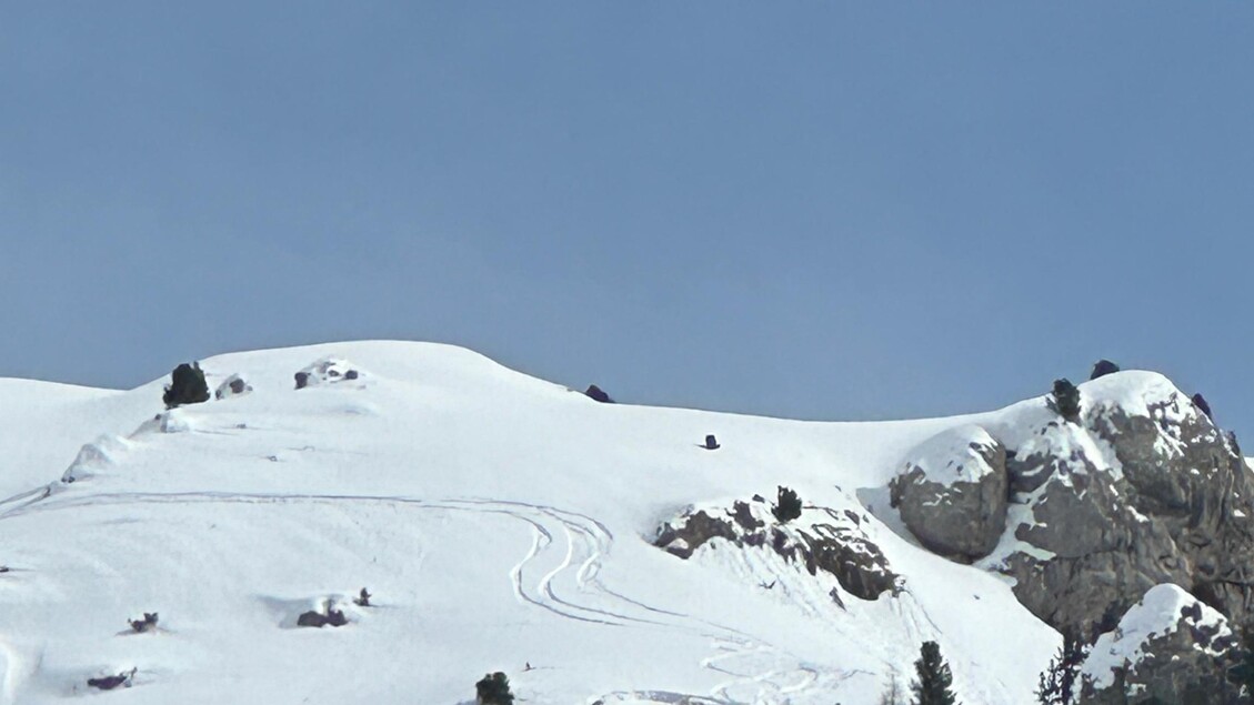 Valanga A Canazei3A Due Snowboa