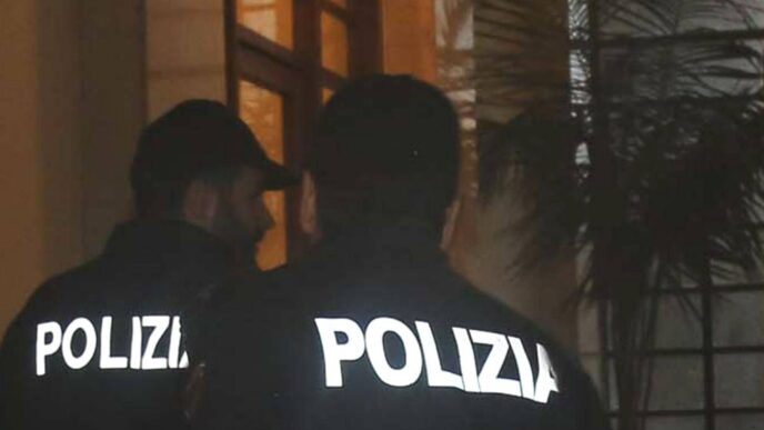 Violenza Sessuale Di Gruppo3A C