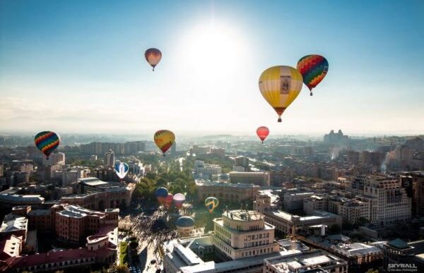 Yerevan Ospita La Prima Fiera
