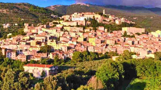 Visitare Cori