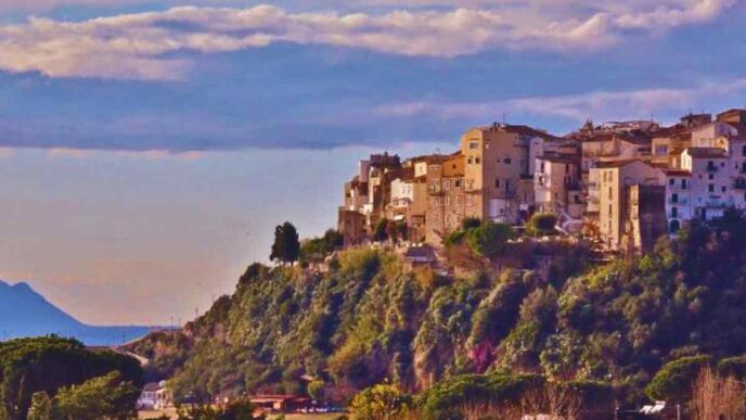 Scoprire Sperlonga