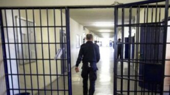 Aggressione Nella Casa Circond
