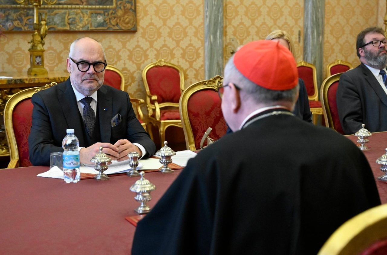 Alar Karis In Visita Al Vatica