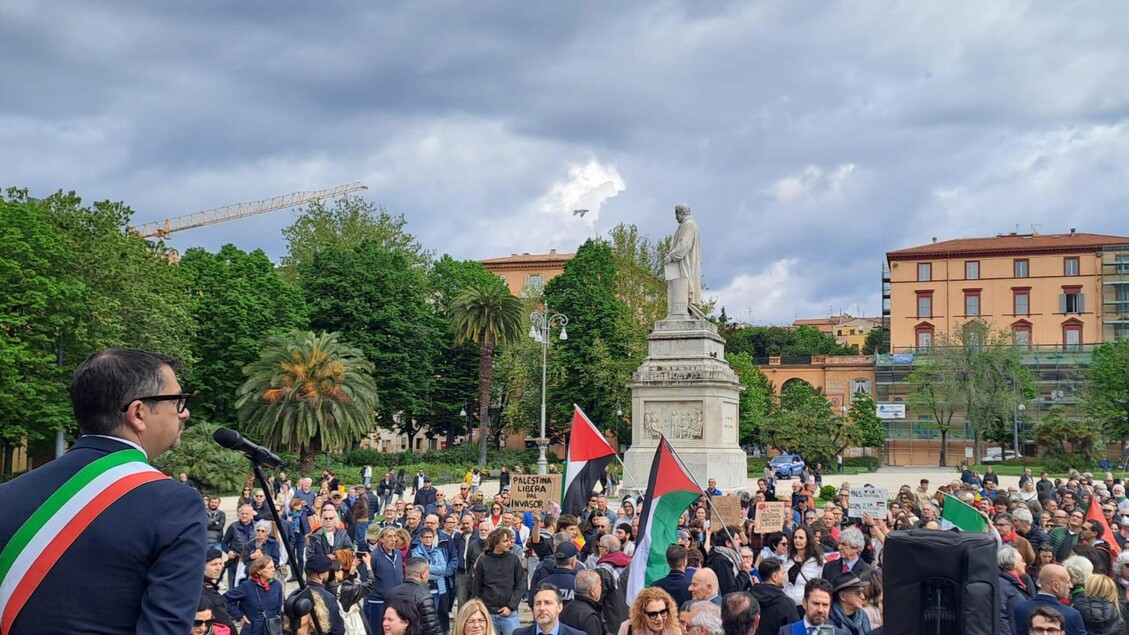Anpi Di Ancona Critica I Contr