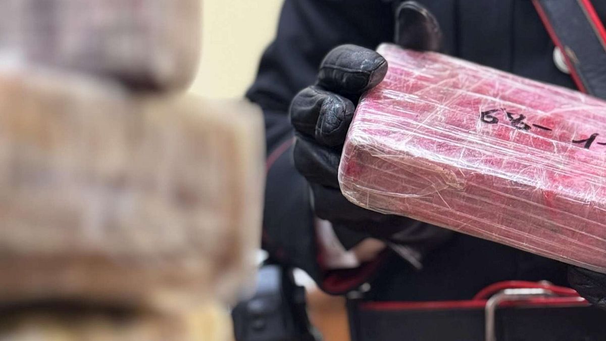 Arresti A Genova3A Scoperto Un