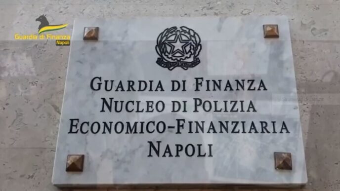 Arresti Nel Napoletano Per Una