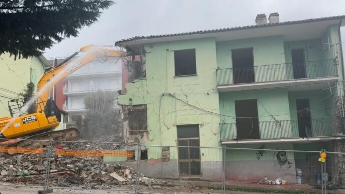 Avanzano I Lavori Di Ricostruz