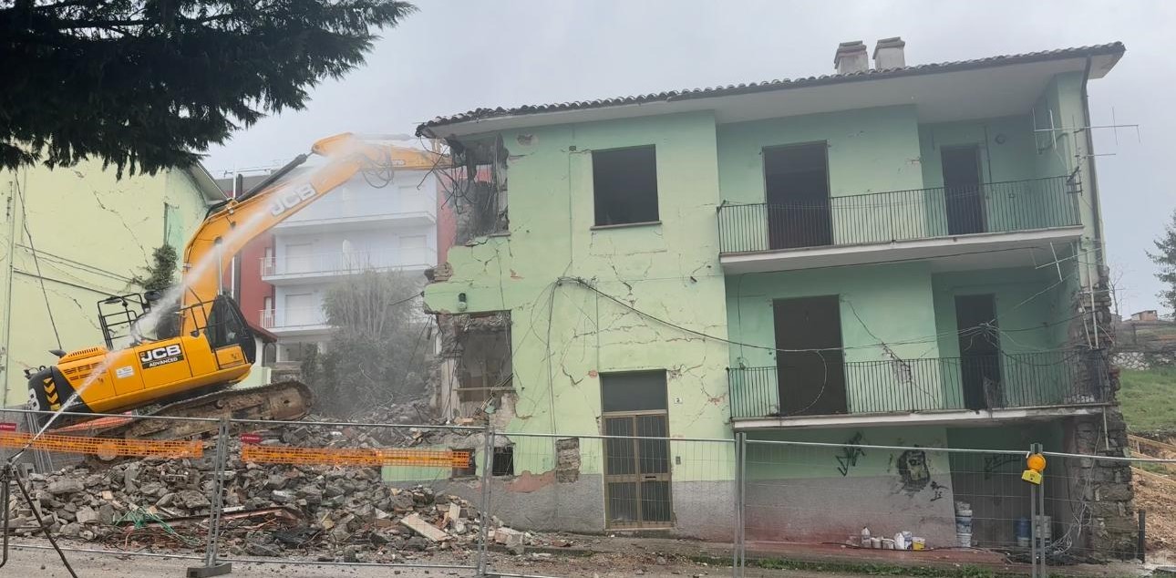 Avanzano I Lavori Di Ricostruz
