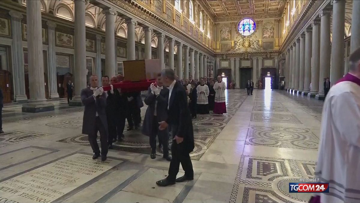 Cerimonia Privata Per Le28099Ultimo