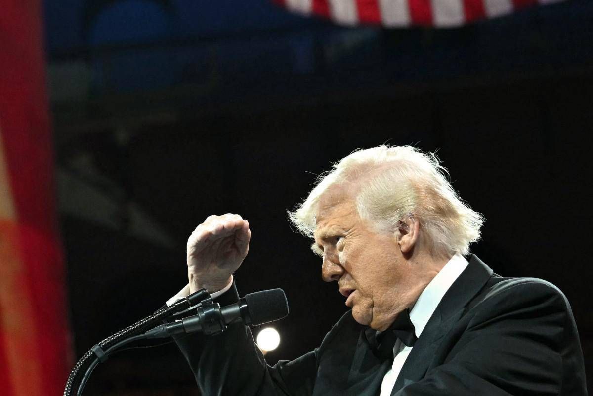 Donald Trump Annuncia L27Entrat