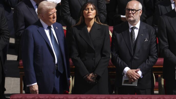 Donald Trump Impegnato Per Il