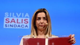 Genova In Crisi3A Oltre 3.000 A